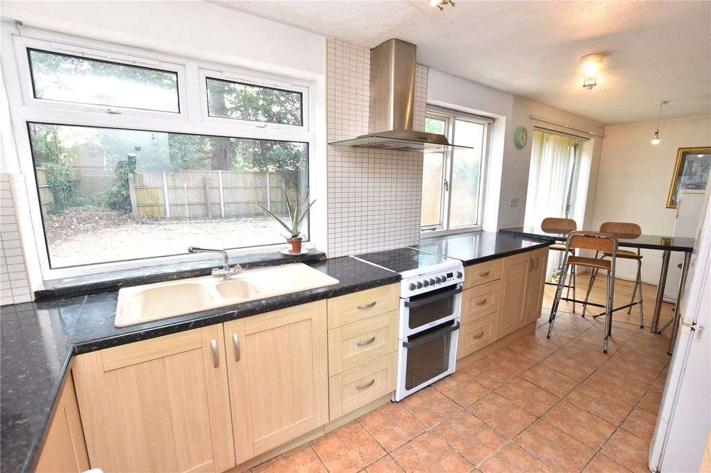 Property photo 2 of 12 Picture No. 07