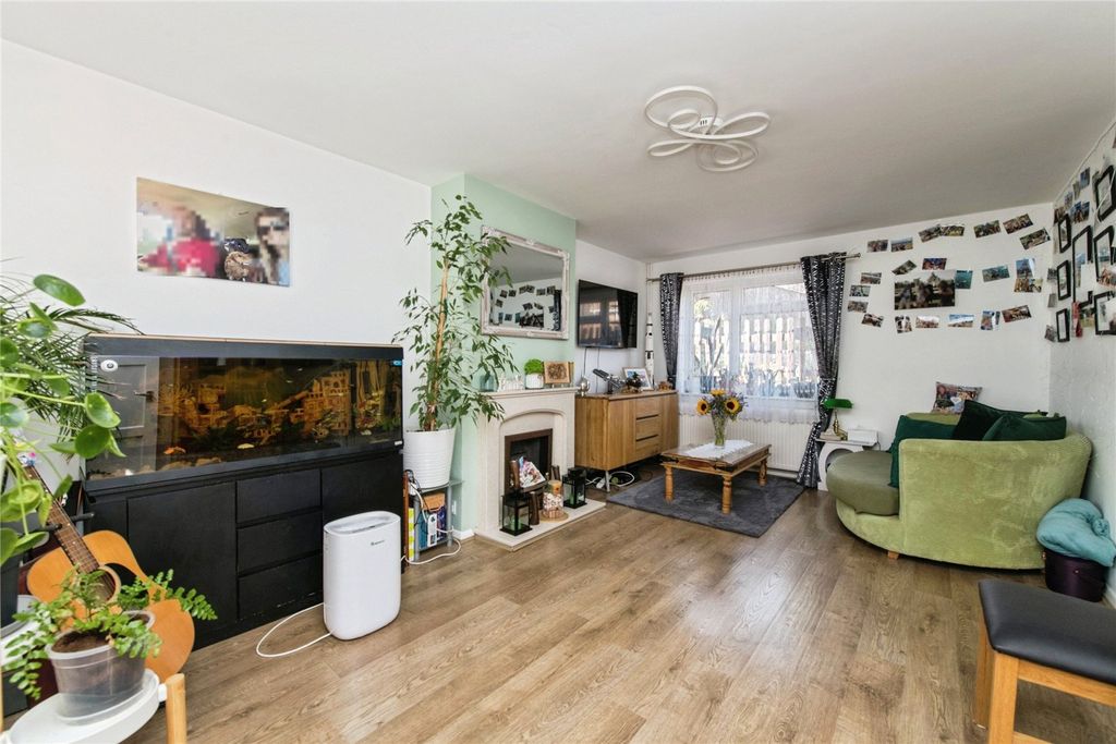Property photo 3 of 16 Picture No. 04