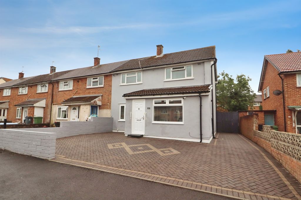 Property photo 1 of 17