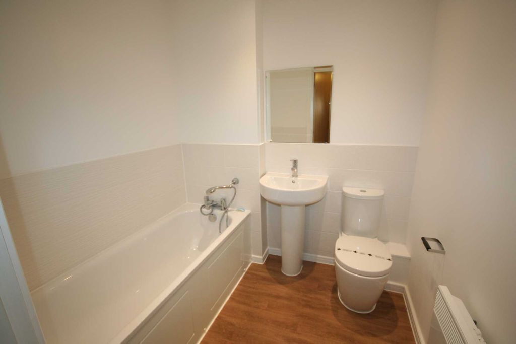 Property photo 2 of 3