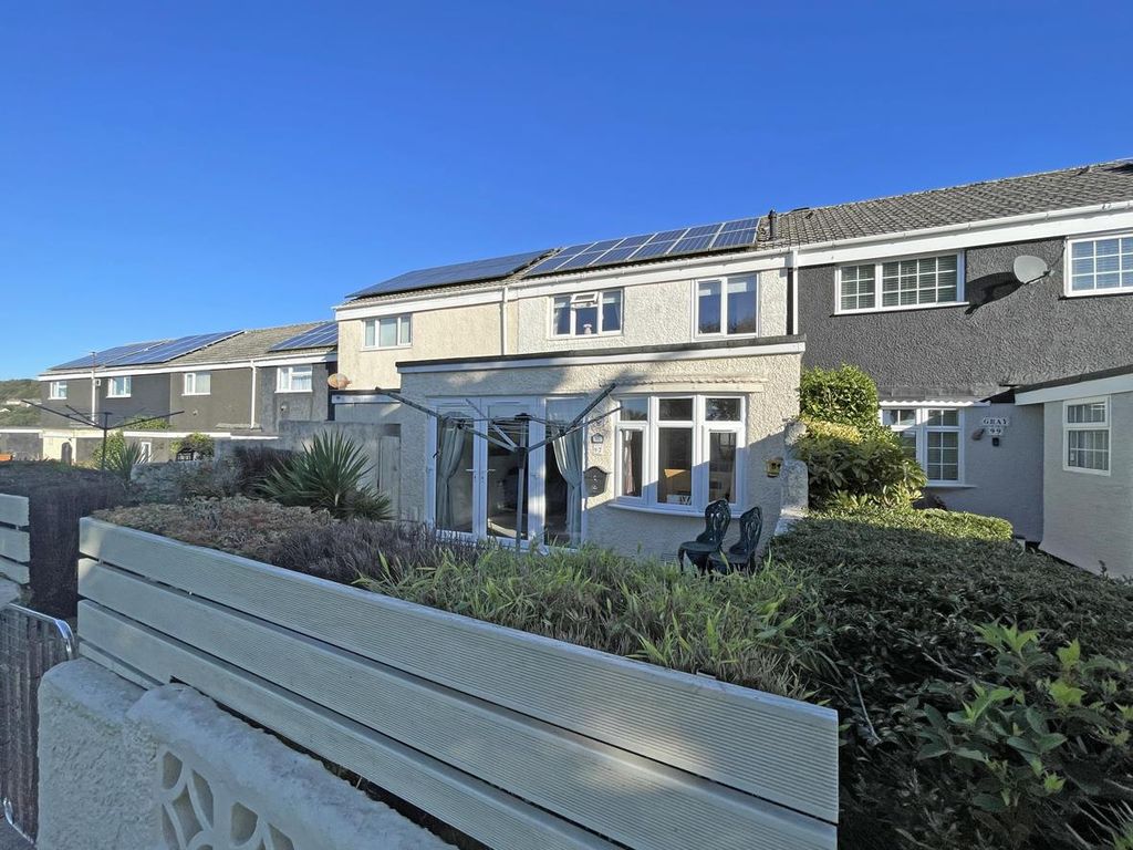 Property photo 1 of 22 Dartmouth Walk 97 - New Front Right.Jpg