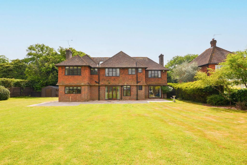 Property photo 1 of 24