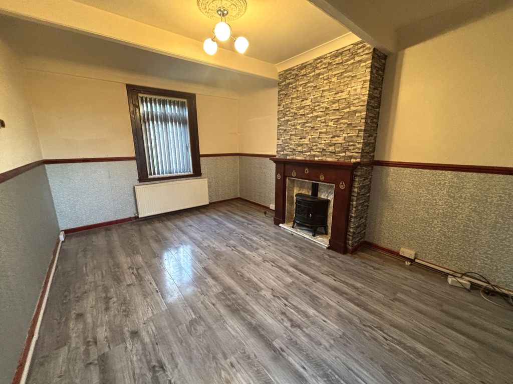 Property photo 2 of 20 2..Jpg