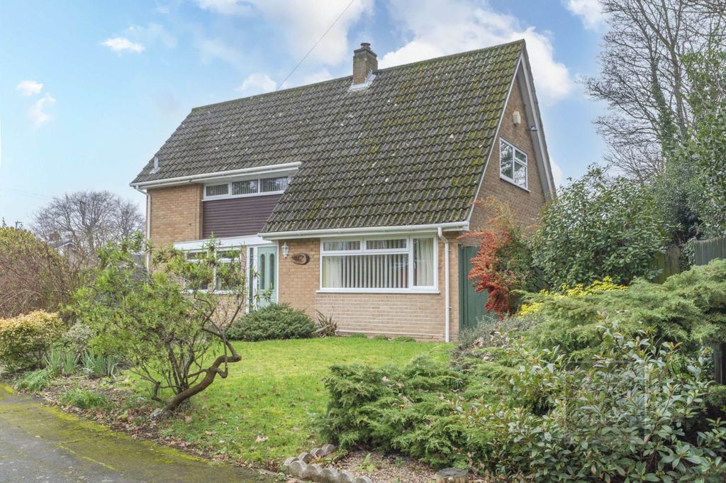 Property photo 1 of 16