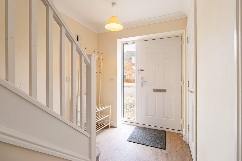 Property photo 3 of 17 5391464
