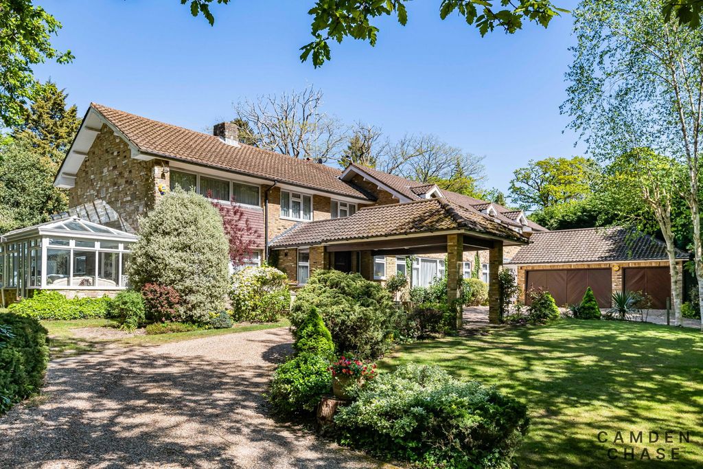 Property photo 1 of 25
