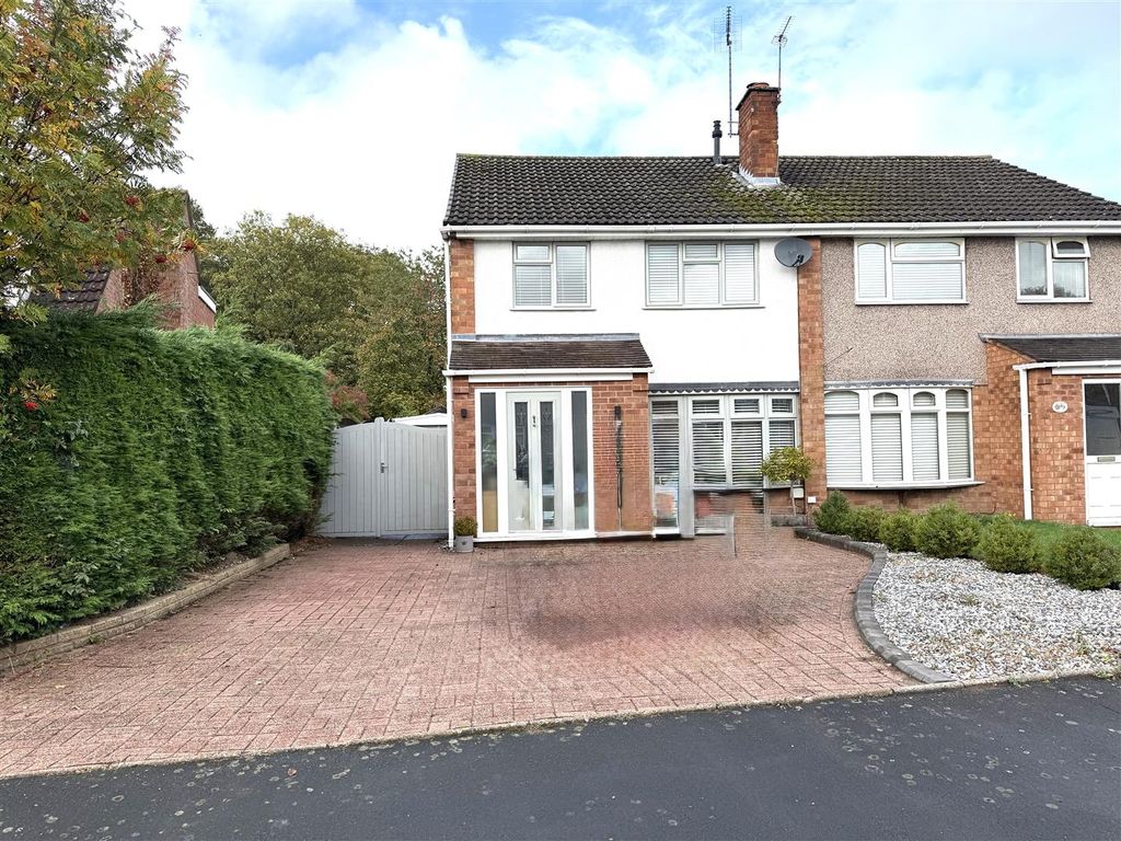 Property photo 1 of 19 71 Old E.Jpeg