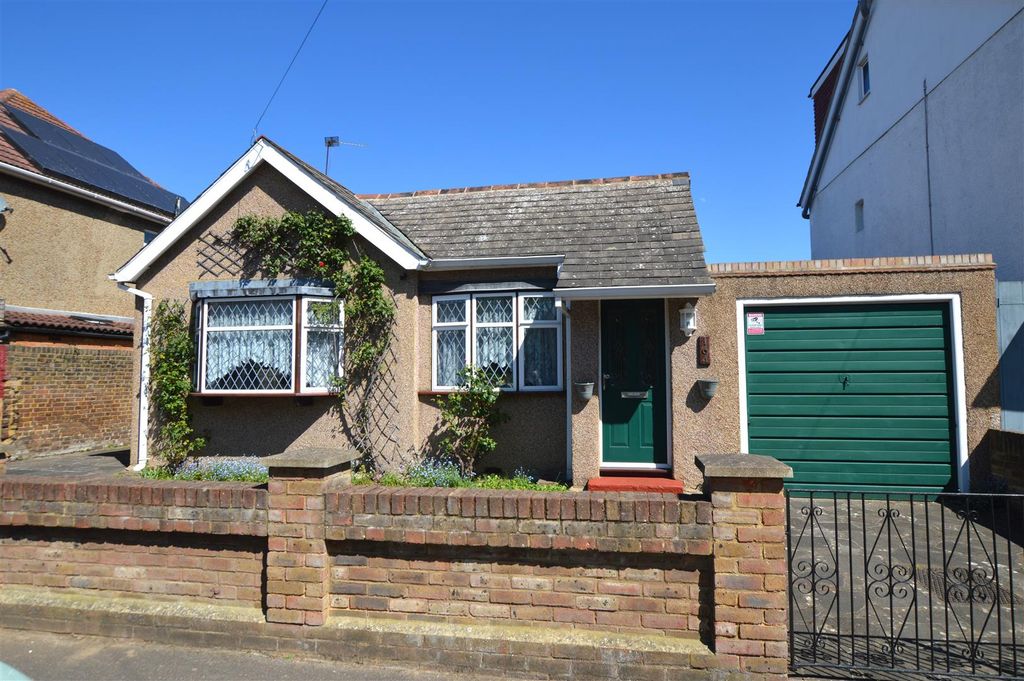 Property photo 1 of 17 164 Martindale Road.Jpg