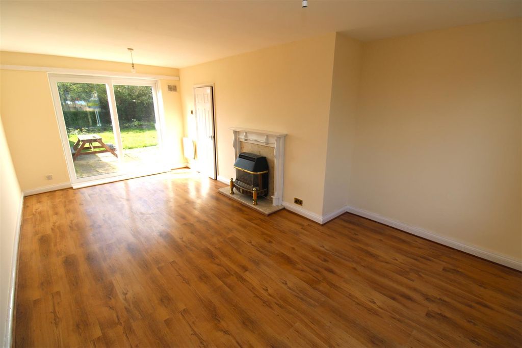 Property photo 3 of 12 Img_0918.Jpg