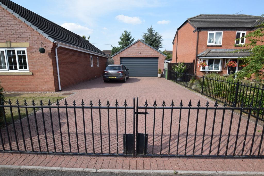 Property photo 2 of 27 Driveway &amp; Detached Double Garage