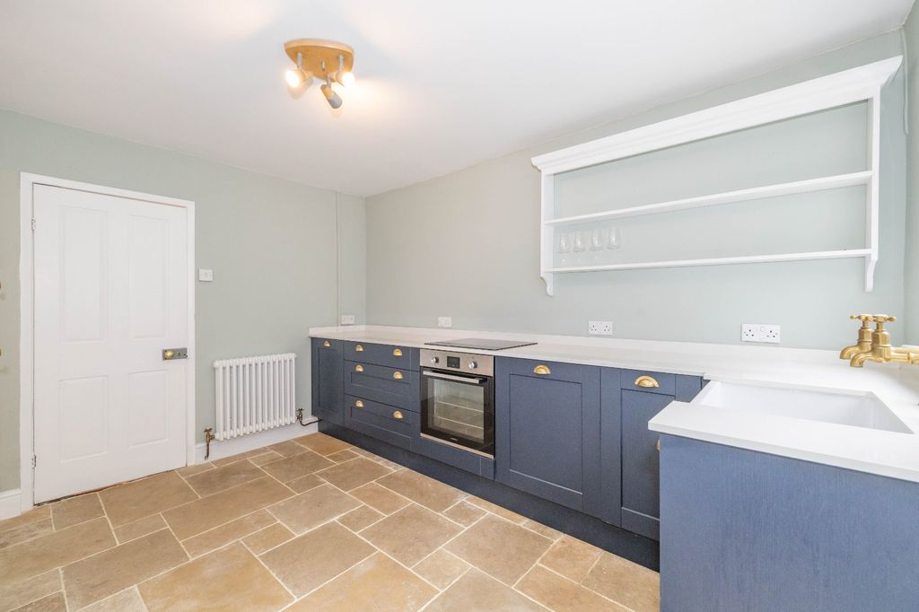 Property photo 3 of 13 Picture 3