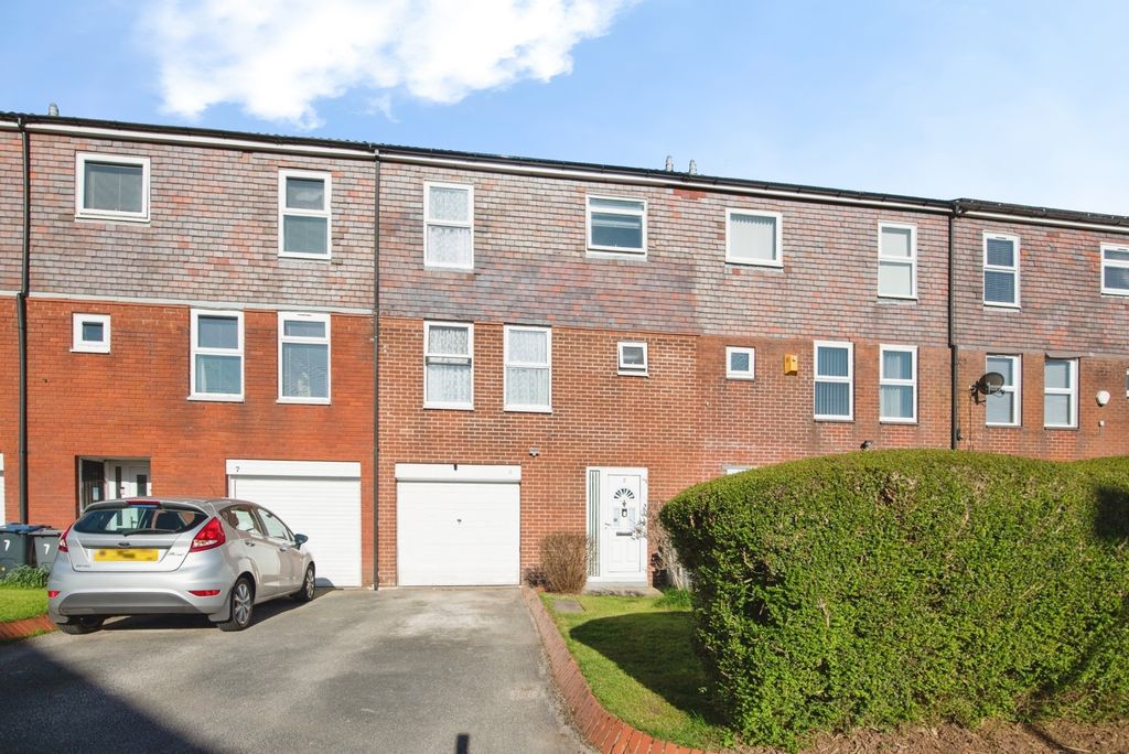 Property photo 1 of 11 Pbox-Img.Jpg