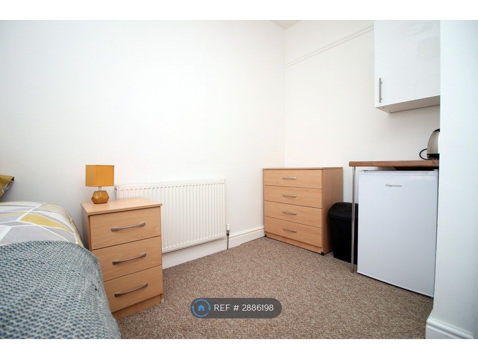 Property photo 3 of 29