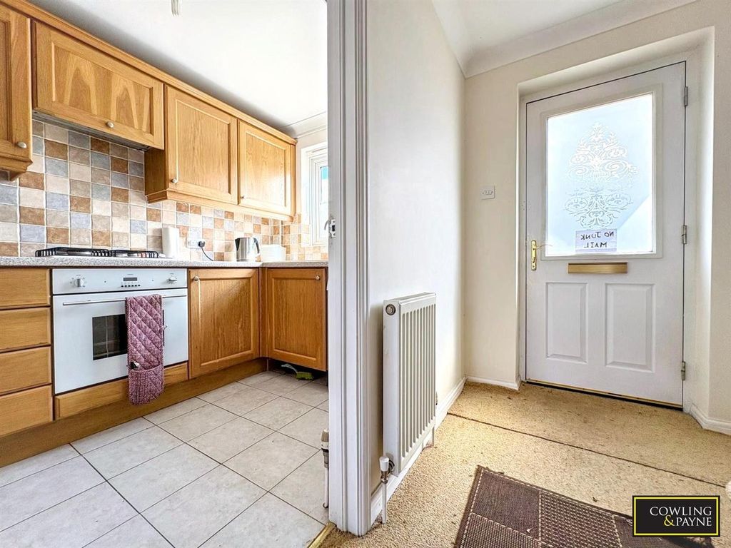Property photo 3 of 18