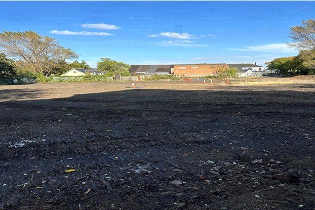 Property photo 2 of 3 Picture No. 02