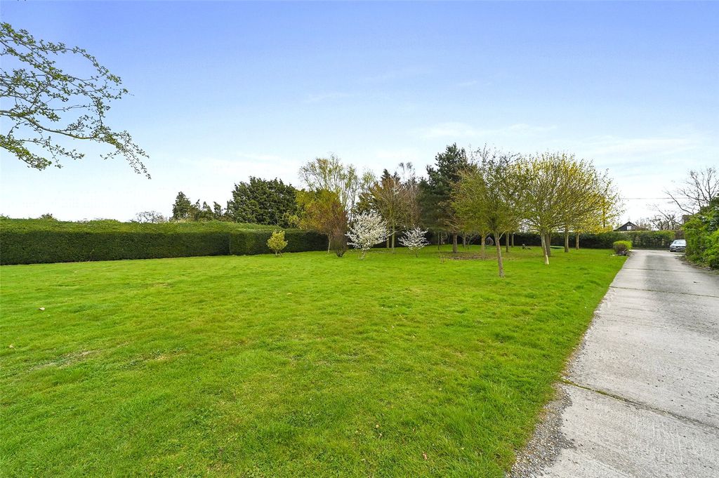 Property photo 3 of 4 Plot