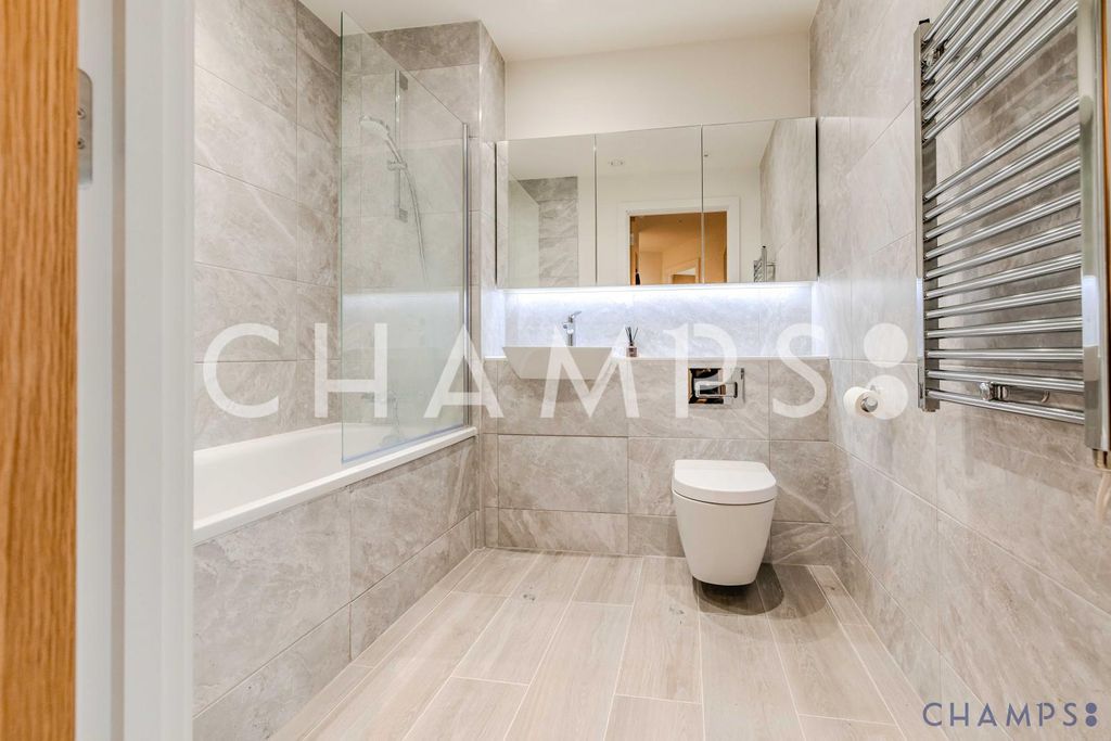 Property photo 2 of 11 Gallery