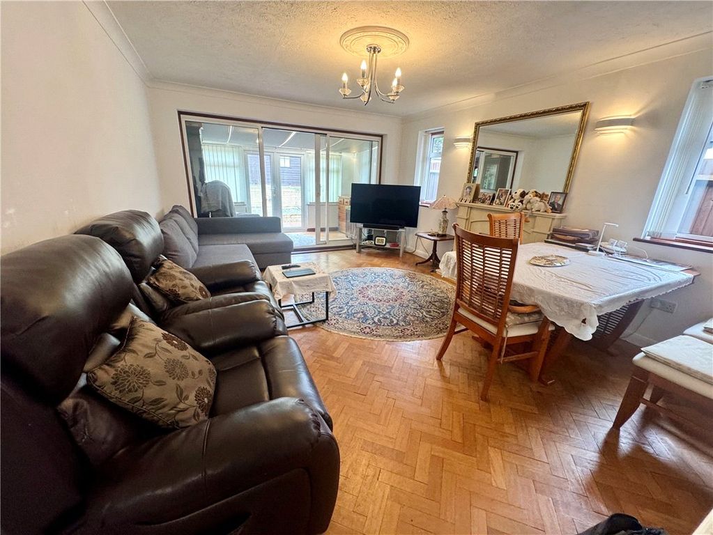 Property photo 3 of 15 Picture No. 10