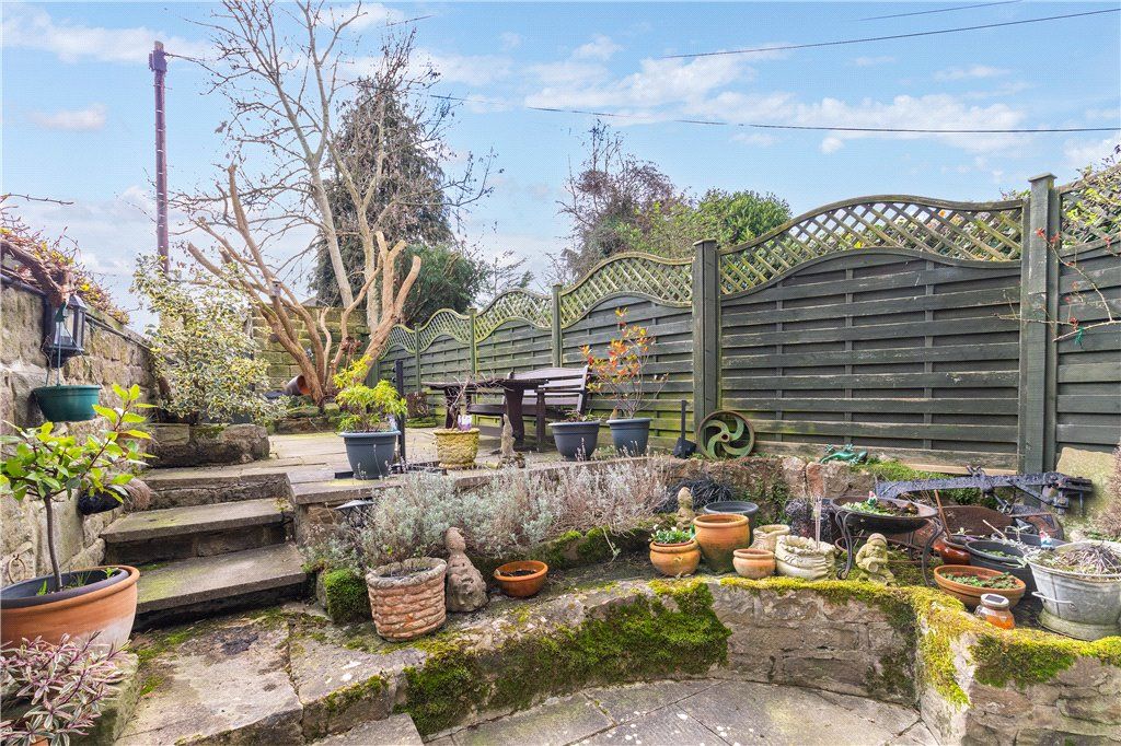 Property photo 2 of 22 South Facing Garden