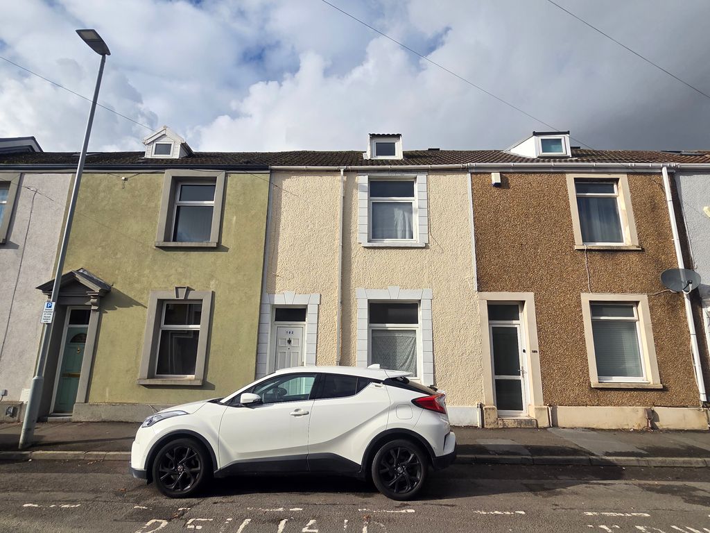 Property photo 1 of 7