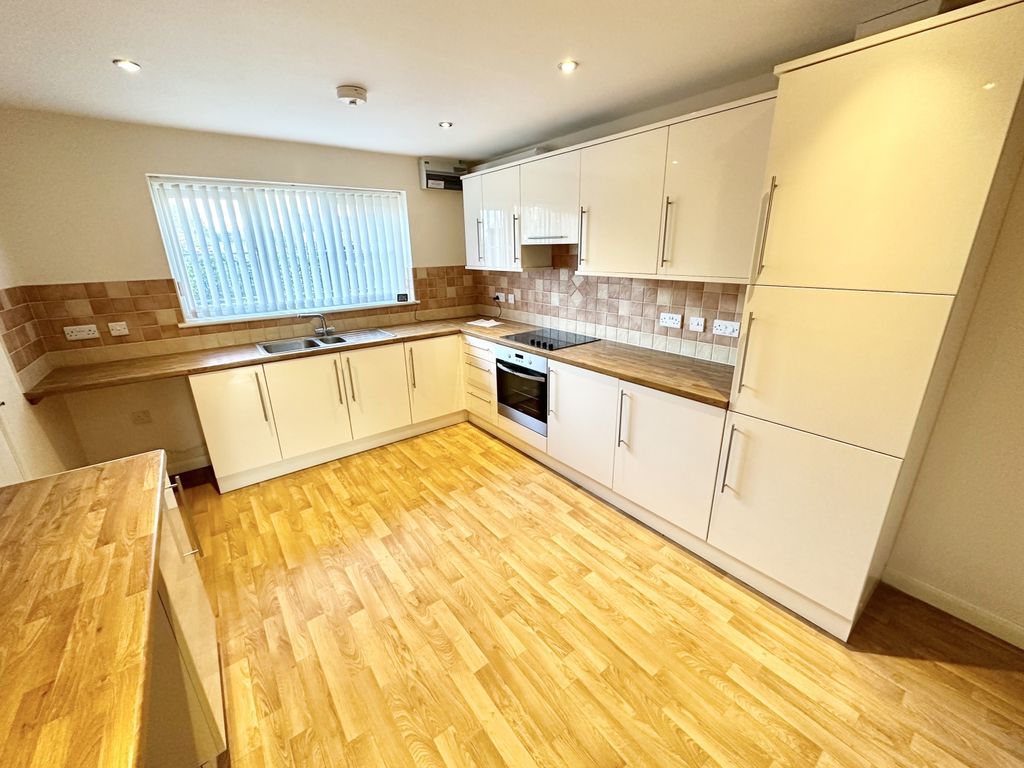 Property photo 2 of 10 Ngdu4114