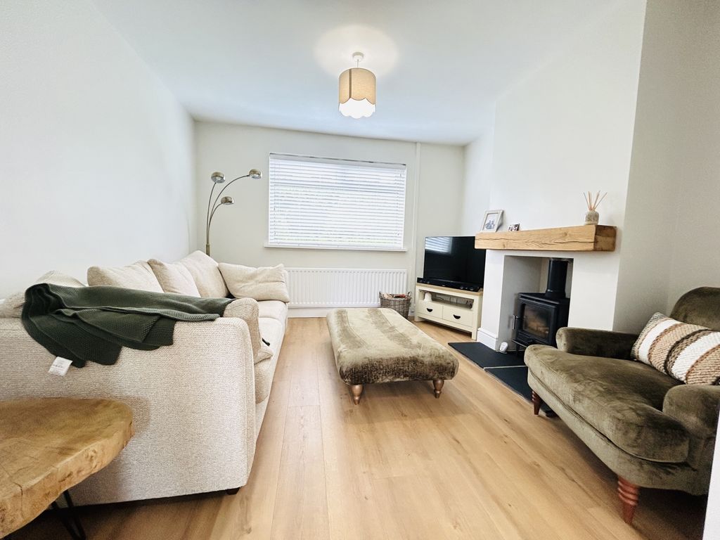 Property photo 2 of 15 Img_1315