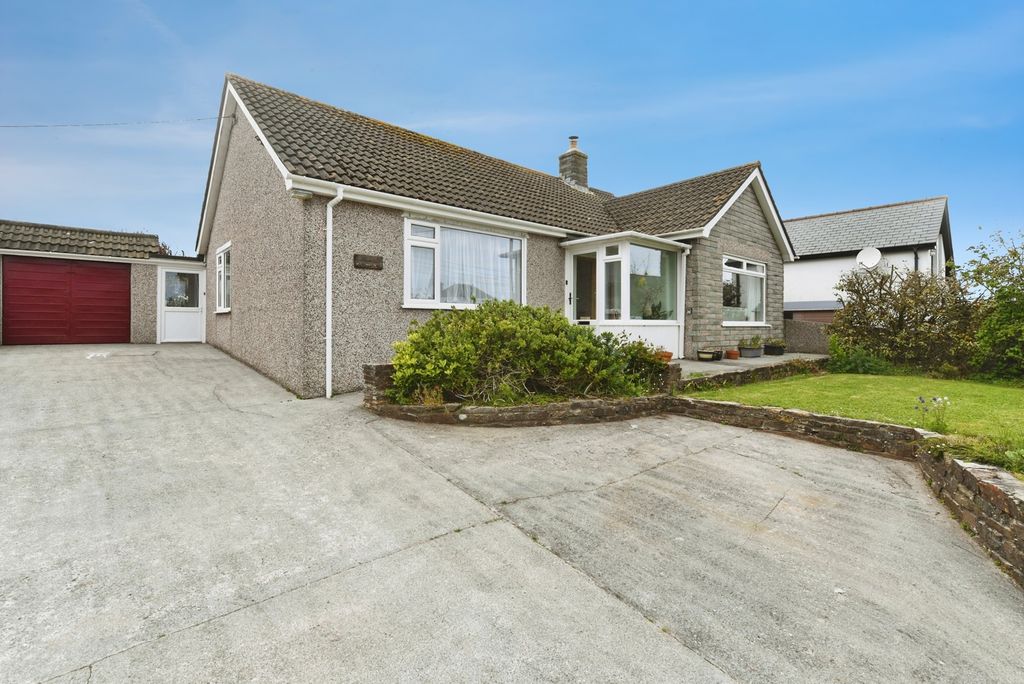 Property photo 2 of 17 Pbox-Img.Jpg