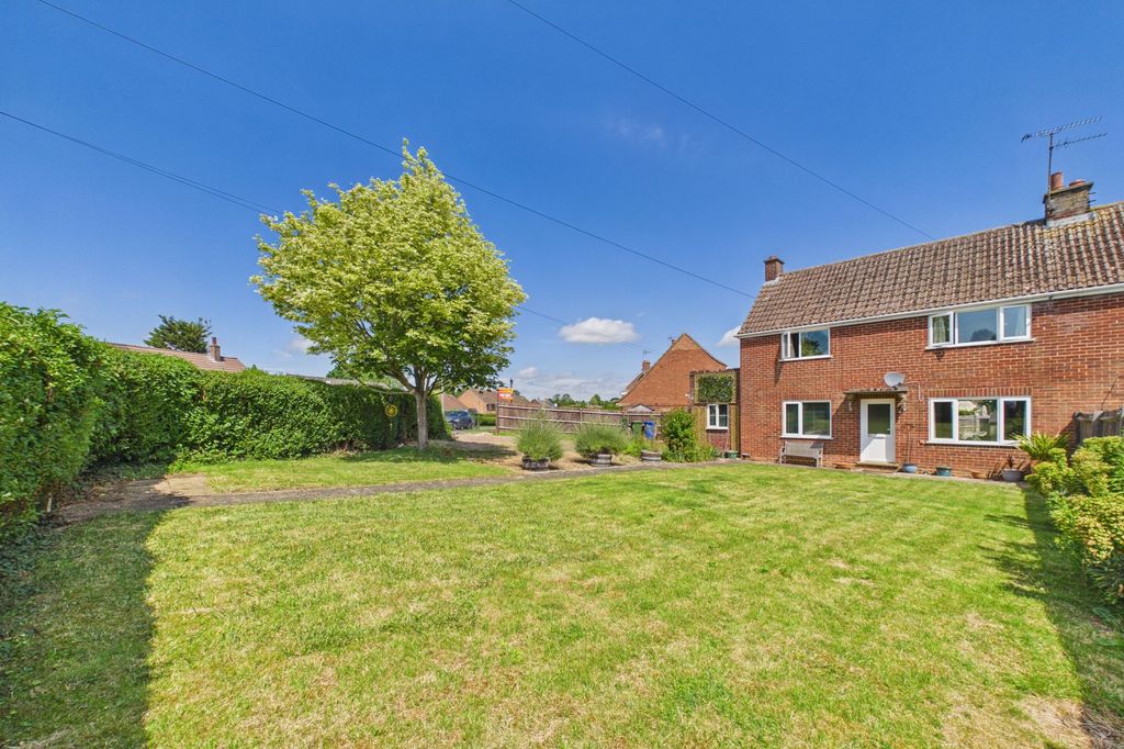 Property photo 1 of 30