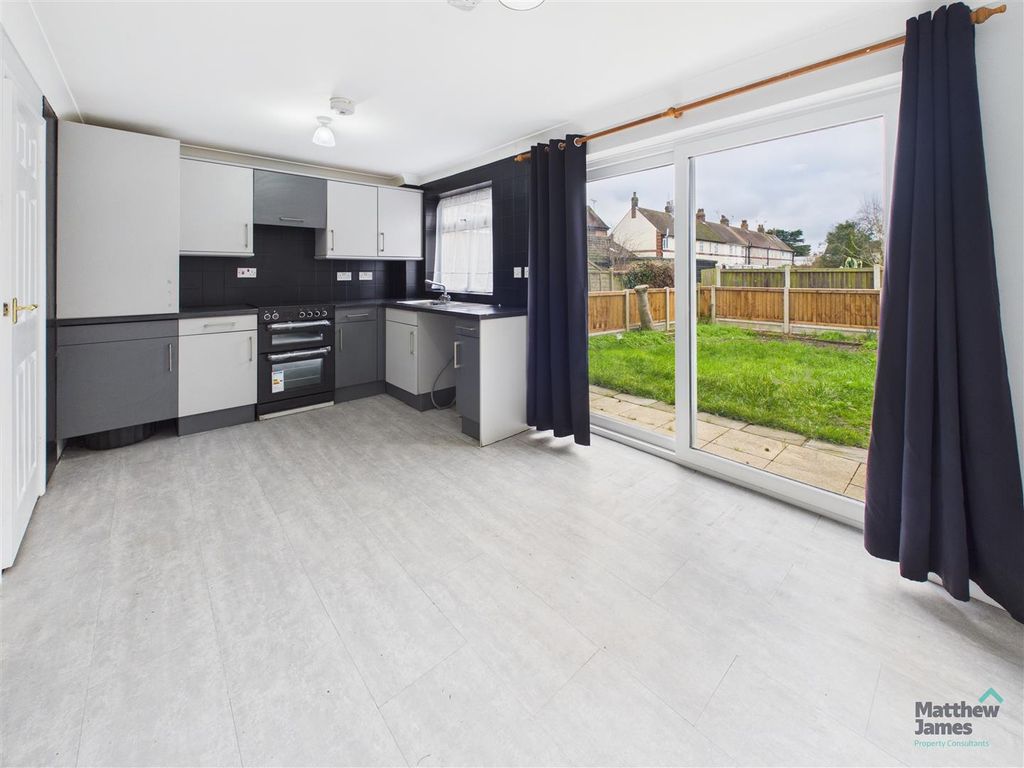 Property photo 2 of 17 Cam03063G0-Pr0160-Still009.Jpg