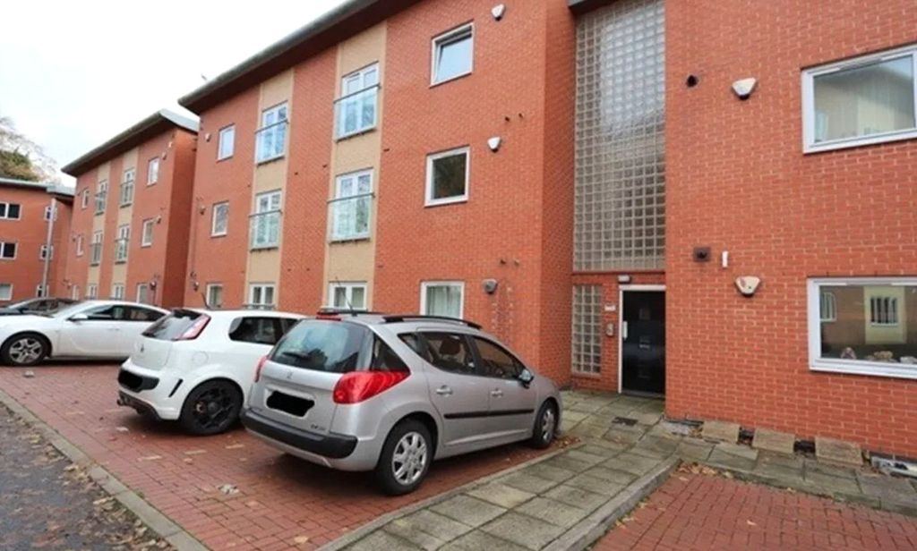 Property photo 1 of 32 Picture No. 01