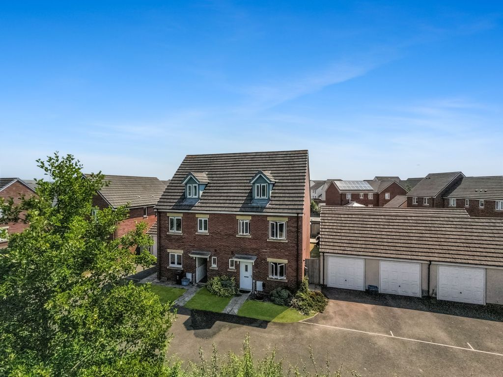 Property photo 1 of 37