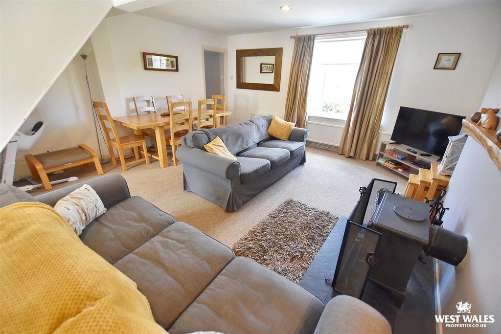 Property photo 3 of 18 9 (11).Jpg