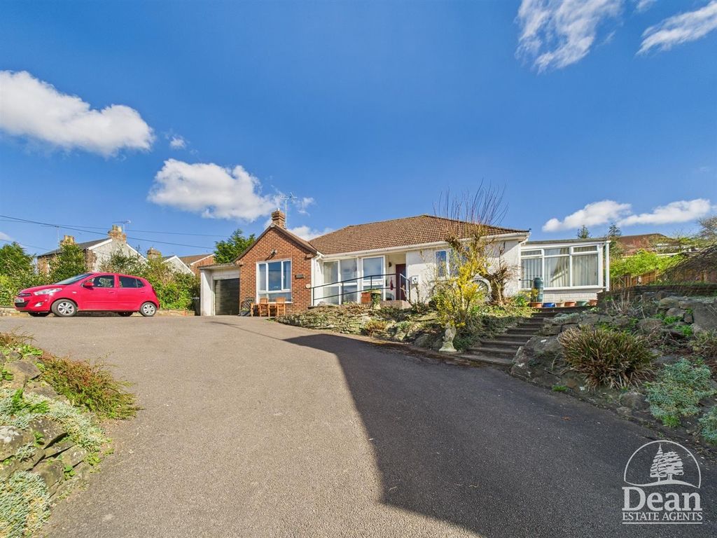 Property photo 1 of 16