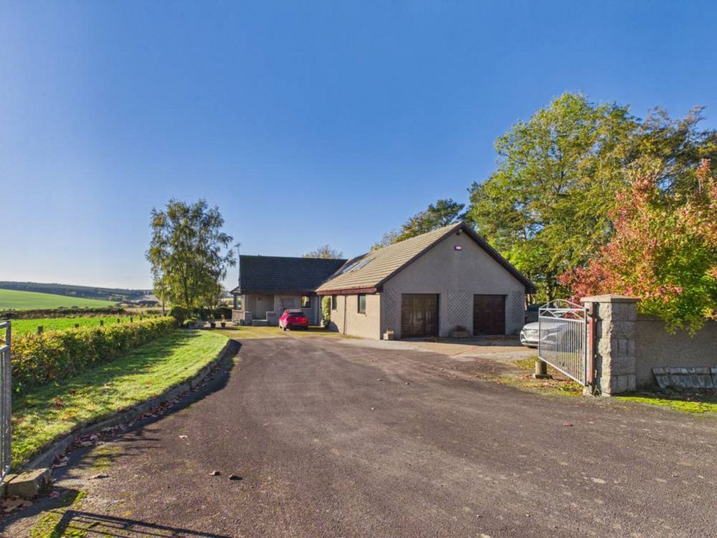 Property photo 2 of 43