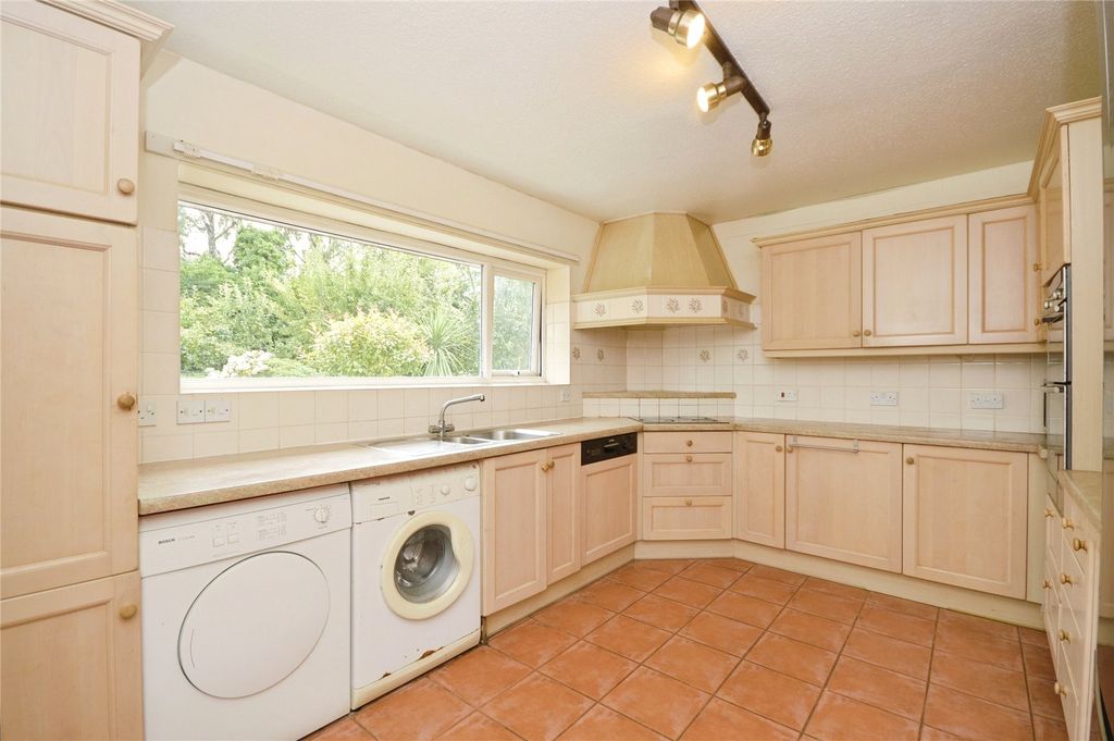 Property photo 3 of 26 Picture No. 22