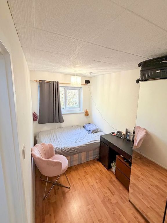 Property photo 1 of 4