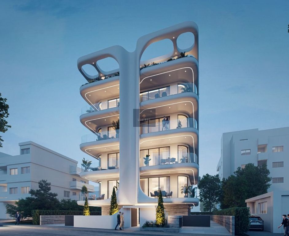 Property photo 3 of 14