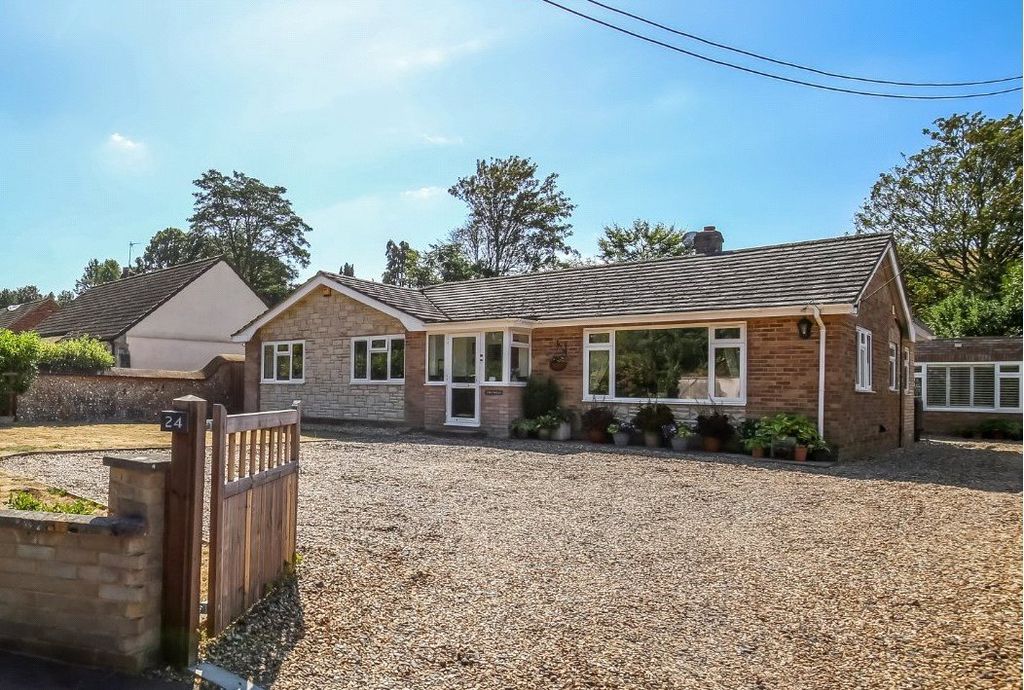 Property photo 1 of 17 Picture No. 23