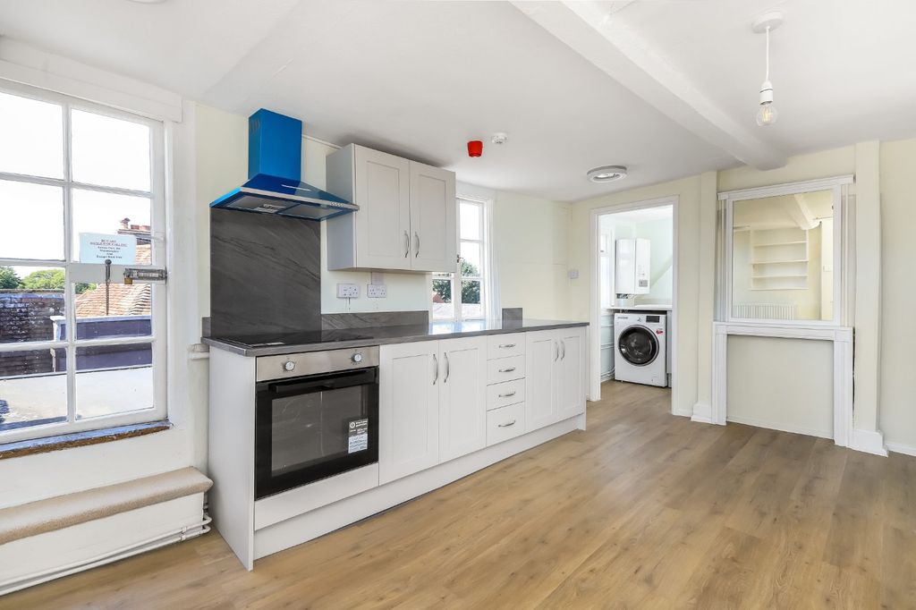 Property photo 3 of 11 Picture No. 06