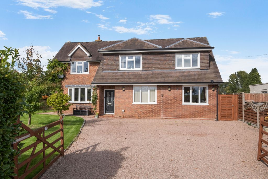 Property photo 1 of 27