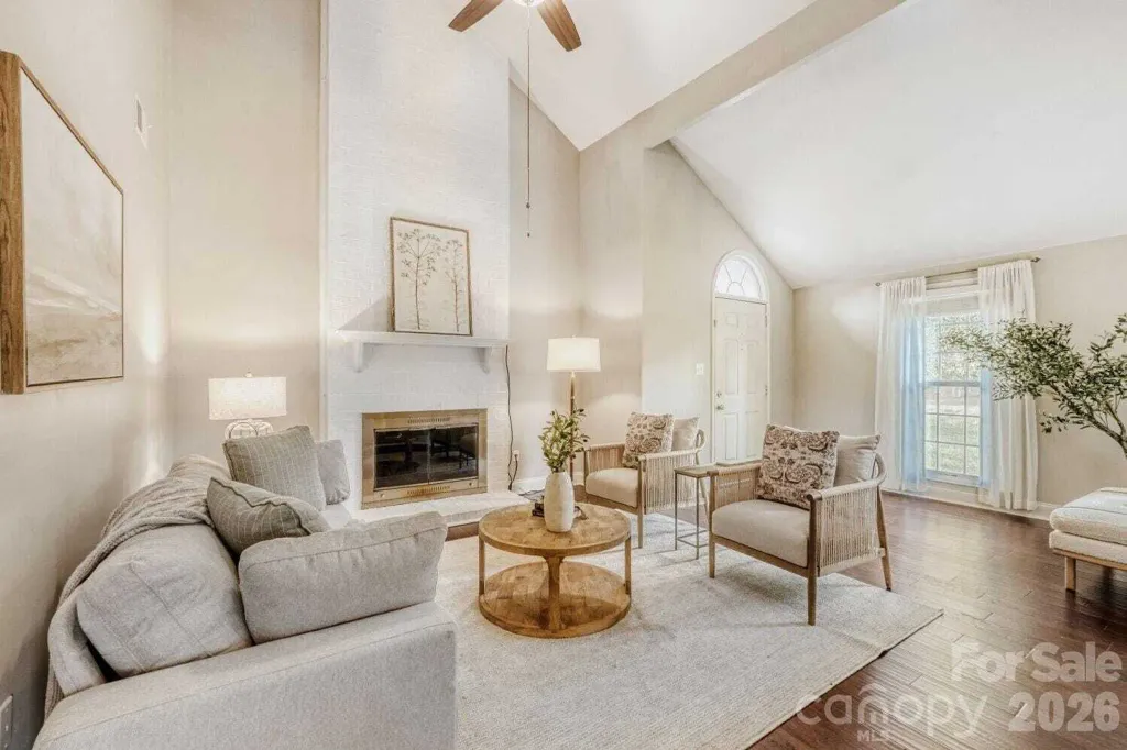 Property photo 2 of 28 <Alttext/>