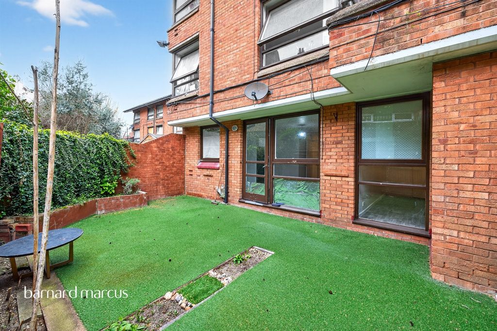 Property photo 1 of 15