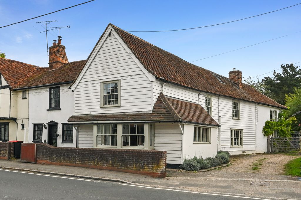 Property photo 2 of 48 Pt-Fc(Col)-Waterlanehouse-48