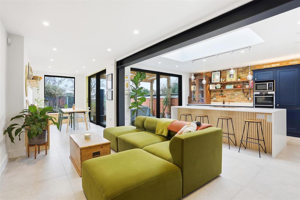 Property photo 2 of 34 1629754858 - 18.Jpg