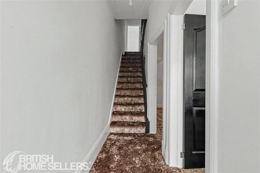 Property photo 2 of 15 Picture No. 08