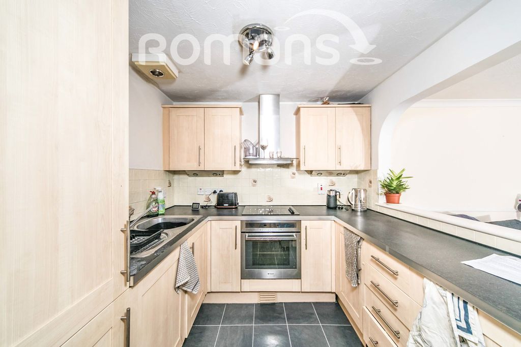 Property photo 3 of 11 6A912A7E-91d3-Ec11-A