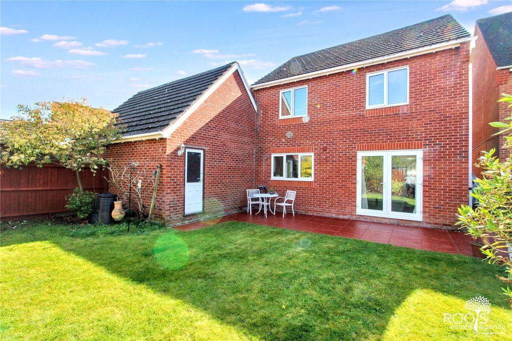 Property photo 2 of 12 Rear Aspect