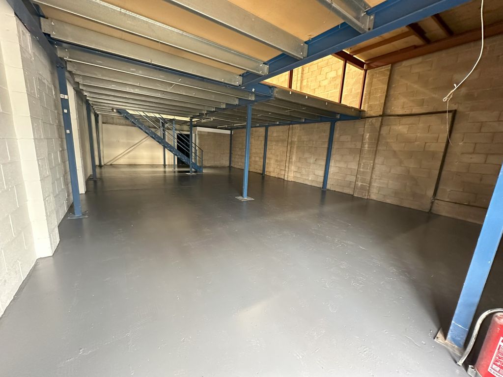 Property photo 2 of 5