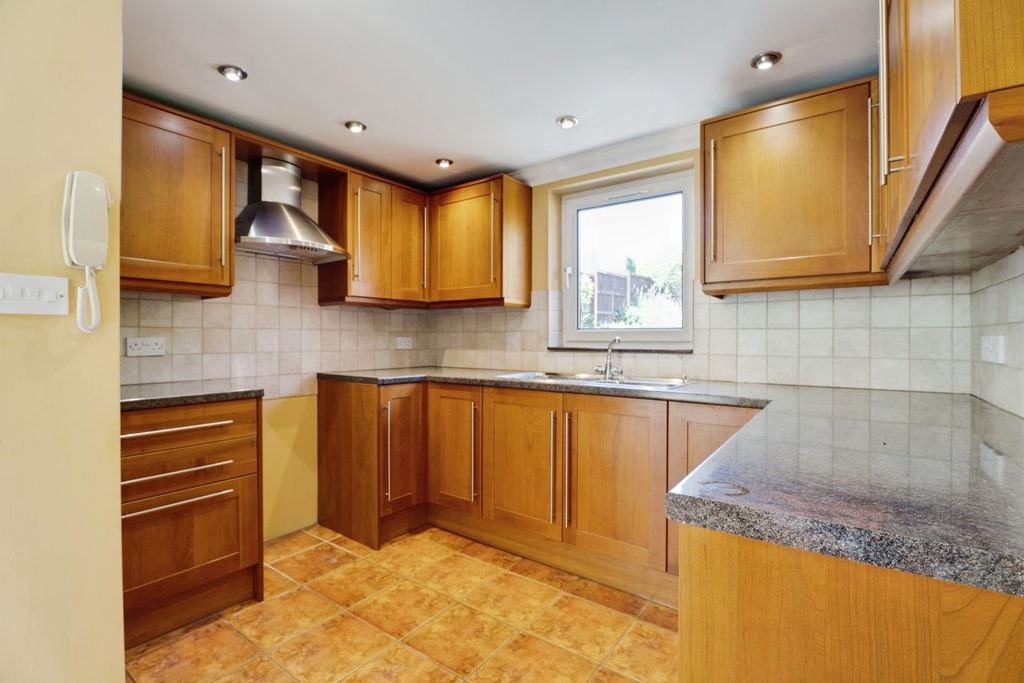 Property photo 3 of 19 Pbox-Img.Jpg