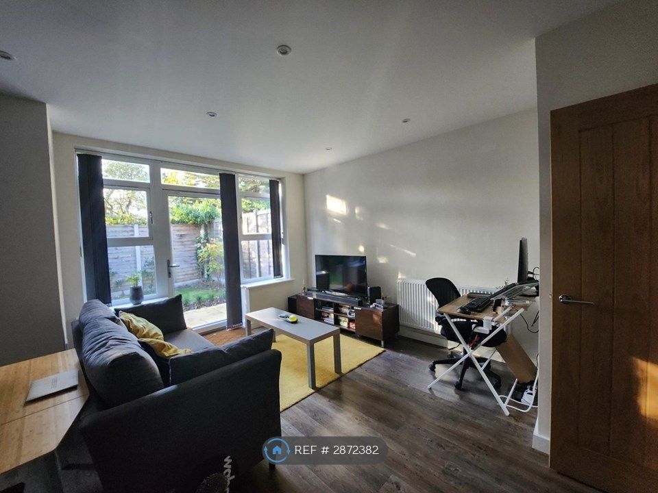 Property photo 1 of 13 Living Area